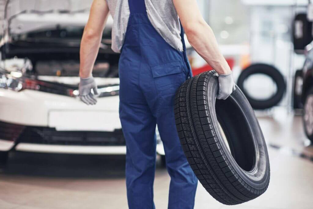 ¿Cómo saber cuándo hay que cambiar los neumáticos?